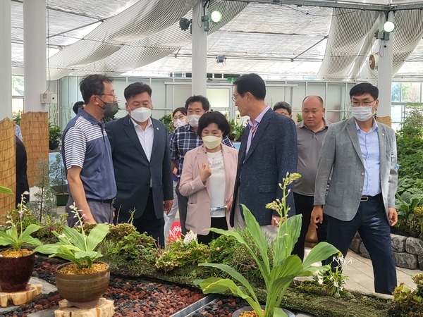 여름새우란 축제 개막 커팅식 2